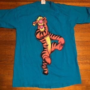 ❤️ Disney - Blue Tigger Tshirt - L